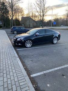 Opel insignia 2.0D (4 foto / 9)