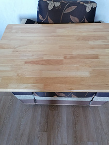 Müüa söögilaud ja 2 tooli heas seisukorras (2 foto / 2)