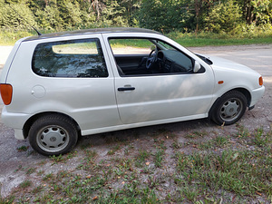 Volkswagen Polo (5 foto / 7)