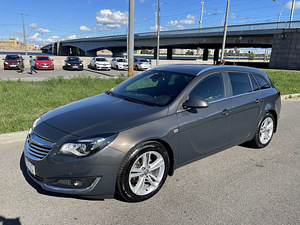 Opel Insignia 2.0 2014 (4 foto / 14)