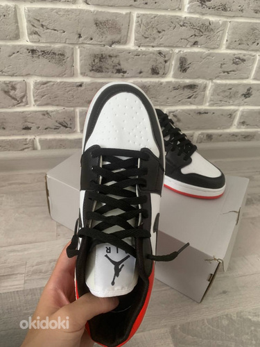 Nike Air Jordan 1 (фото #2)