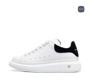 Alexander Mcqueen replica (1 foto / 2)