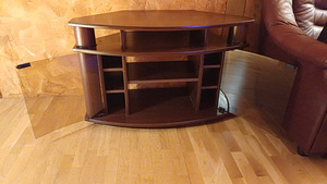 TV alus (3 foto / 3)