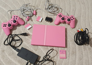Sony Play Station 2 (2 фото из 4)