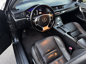 Lexus CT200h, 2011