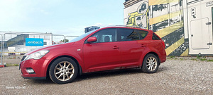 KIA Ceed 2009 CRDi 1.6 (Diesel, automat) (8 foto / 10)