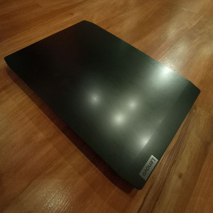 Lenovo IdeaPad Gaming 3 15ARH05 (3 foto / 6)