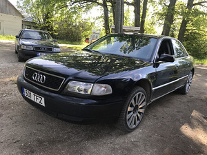 A8 4.2 220kw (4 foto / 9)