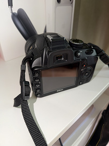 Nikon D3100 (4 foto / 4)