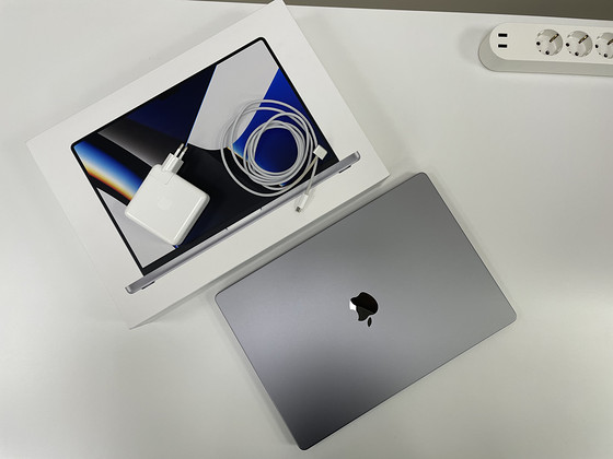 MacBook Pro 16 2021 M1 Pro 16GB 512GB