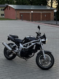 Suzuki SV650 (5 фото из 5)