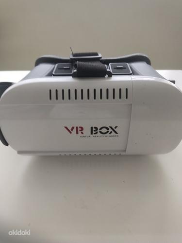 VR box для телефона (фото #1)