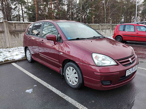 Suzuki Liana (5 foto / 15)
