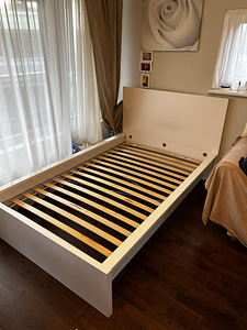 MALM voodiraam, kõrge, 120x200 cm, valge+ÅSVANG vahtmadrats