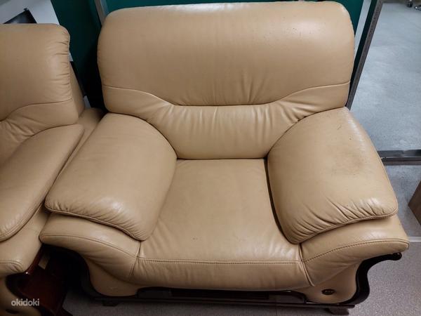 Кожанные кресла и диван (фото #2)