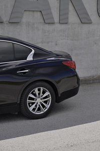Infiniti q50 (5 foto / 15)
