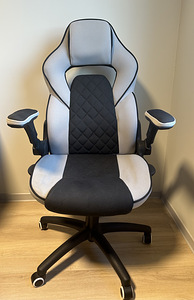 Kontoritool/офисное кресло/office chair (1 фото из 5)