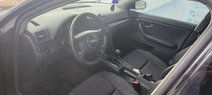 Ауди А4 Avant 1.6 (14 фото из 14)