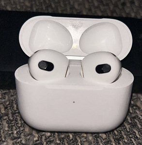 Apple airpods 3 (2 foto / 2)