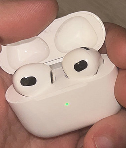 Apple airpods 3 (1 foto / 3)