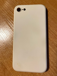 Чехлы на iPhone 8 (6 фото из 8)