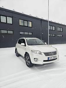2013 Toyota RAV4 2.2 D-Cat 110 kW (4 foto / 10)