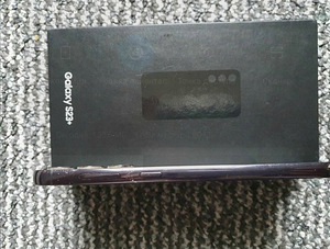 Samsung Galaxy S23+ 256GB (4 foto / 5)