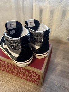Vans размер 36,5 (2 фото из 4)