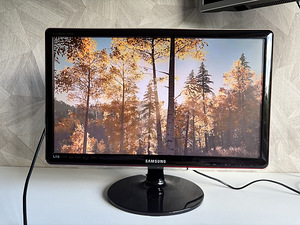 Samsung 23” (1 foto / 6)