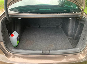 Volkswagen Jetta 1.4TFSI automaat (5 foto / 11)