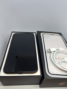 iPhone 11Pro 64Gb aku 100% (vahetatud enne müüki) (3 foto / 5)