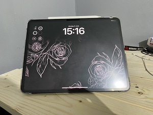 Apple IPad Pro 13' M4 2024 (256GB, Wifi + Cellular) (4 foto / 6)