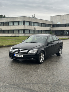 Mercedes Benz C 220 CDI BlueEfficiency 2.1 125 кВт (1 фото из 11)