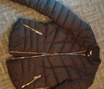 Легкая куртка BERSHKA