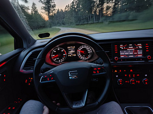 Seat Leon ST Fr (7 foto / 8)