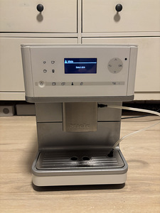 Кофемашина Miele Cm6150 (1 фото из 7)