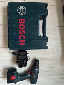 Trell-kruvikeeraja Bosch GSR 14.4-2