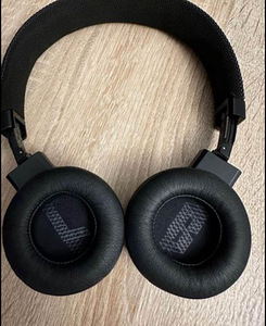 JBL LIVE 400bt kõrvaklapid (5 foto / 5)