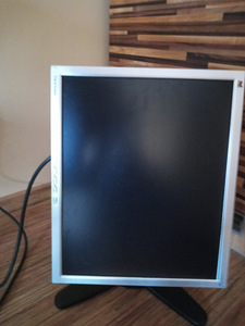 ViewSonic monitor (3 foto / 10)