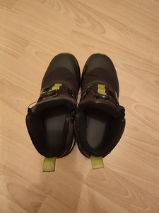 Adidase tossud suurus 38,5 (3 foto / 6)