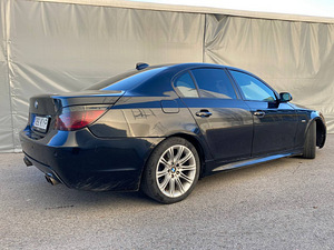 BMW 530d Palju lisadega (3 foto / 15)