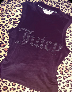 Maika, top Juicy Couture'ilt! (1 foto / 1)