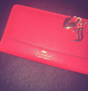 Rahakott Juicy Couture! (2 foto / 2)
