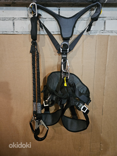 Страховочная привязь (Harness)