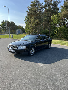 Audi A6 Avant 2.5 TDI 2002 (6 foto / 15)