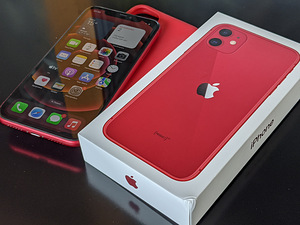 iPhone 11 (64 Гб) КРАСНЫЙ (4 фото из 7)