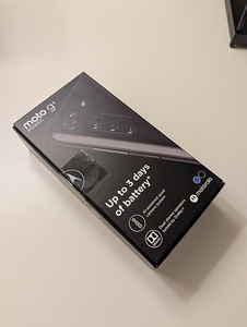 Motorola Moto G8 Power (9 foto / 10)