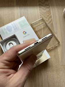 Google Pixel 6 Pro (128 Gb) (4 foto / 8)