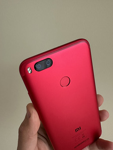 Xiaomi Mi A1 (4/64 Gb) (9 foto / 10)