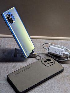 Xiaomi Mi11 5G (2 foto / 6)